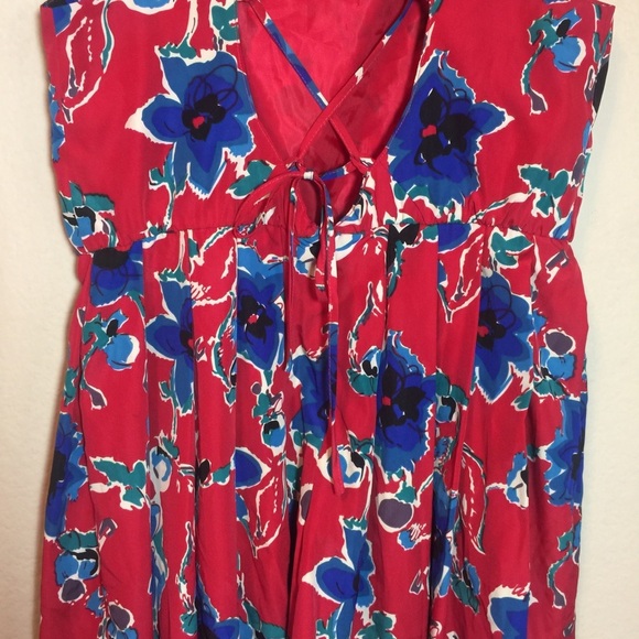 Anthropologie Red Floral Lace Up Back Pleate Dress - Picture 9 of 11